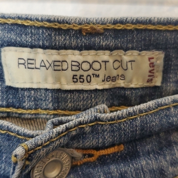 Levis 550 Relaxed Stretchy Bootcut Sz 12M - Picture 3 of 9